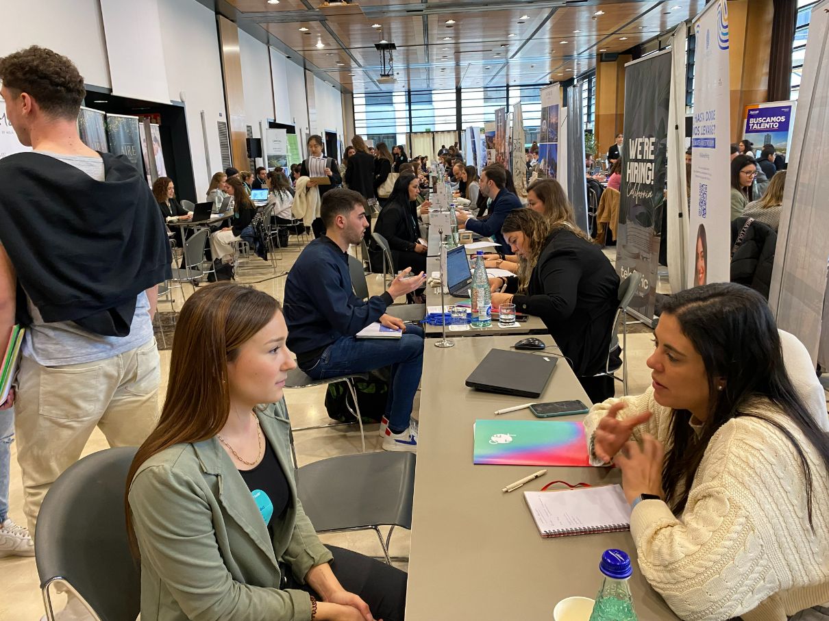 Photography from: CETT Talent 2023, el Career Market Place de referencia | CETT